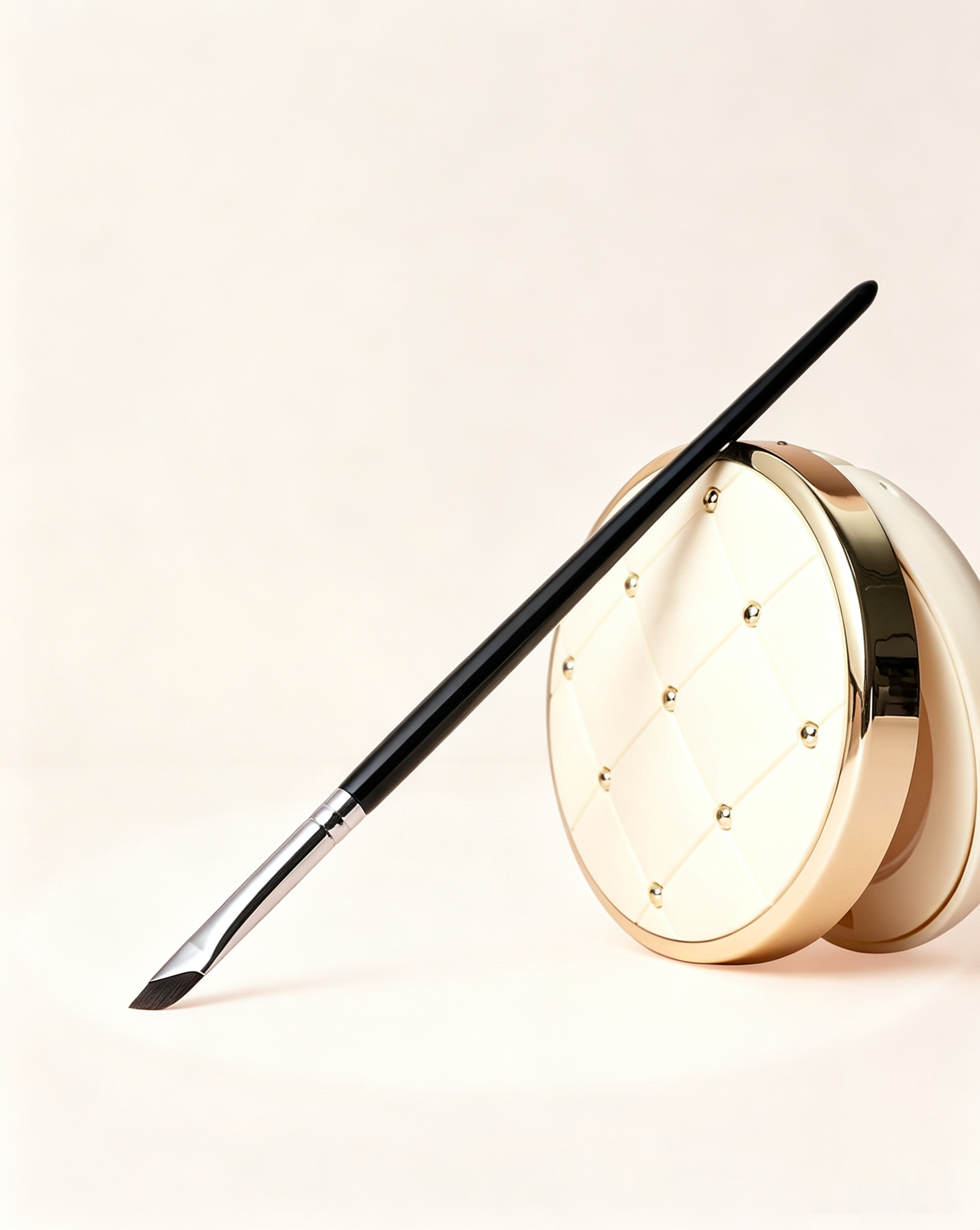 Black & Silver Sickle Eyeliner Brush - Angled Blade Design, Precise Liner/Waterline/Lower Lash Line, Compatible with Gel/Powder Formulas