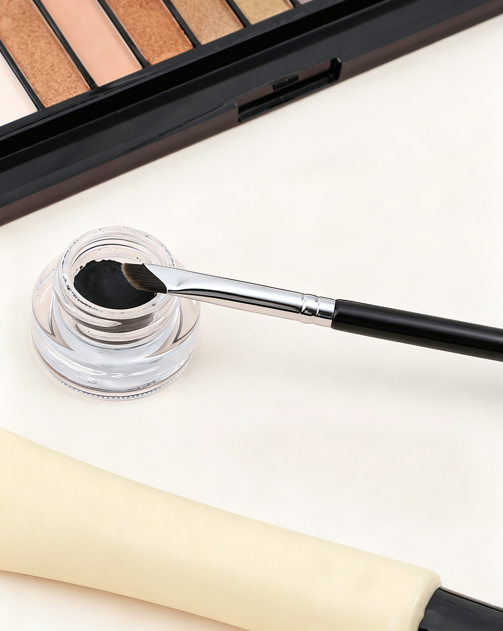 Black & Silver Sickle Eyeliner Brush - Angled Blade Design, Precise Liner/Waterline/Lower Lash Line, Compatible with Gel/Powder Formulas